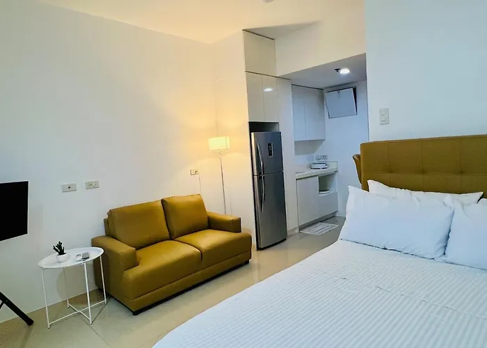 Cozy Walk To It Park - Fast Wifi & Pool Access Appartamento Cebu