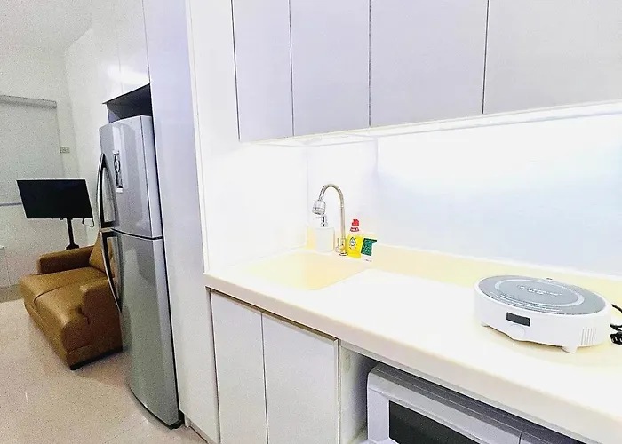 Cozy Walk To It Park - Fast Wifi & Pool Access Appartamento